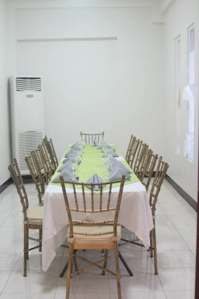 Negrense Suites Bacolod Luaran gambar
